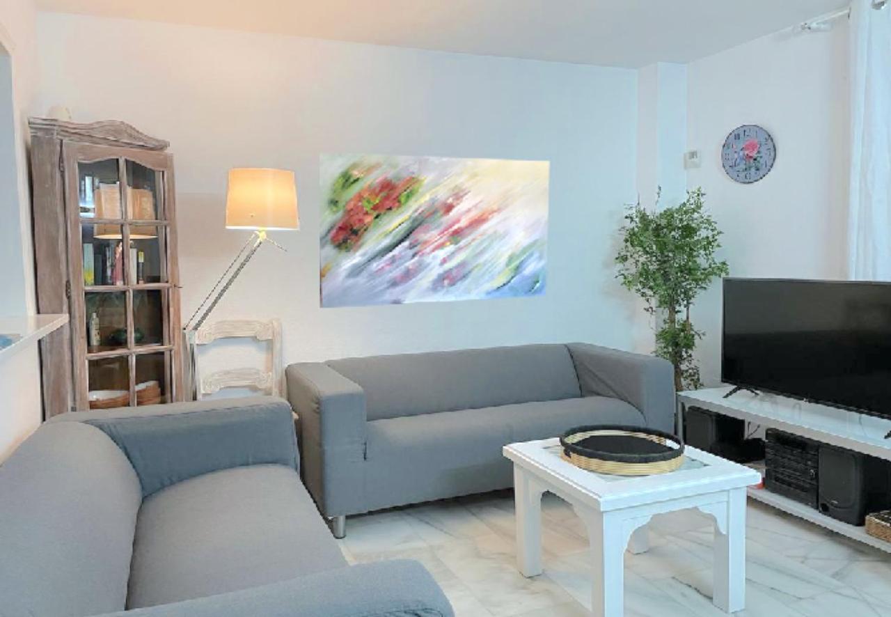 Apartaluz Marbella Costabella ,Satelite, Wifi, Pk Экстерьер фото