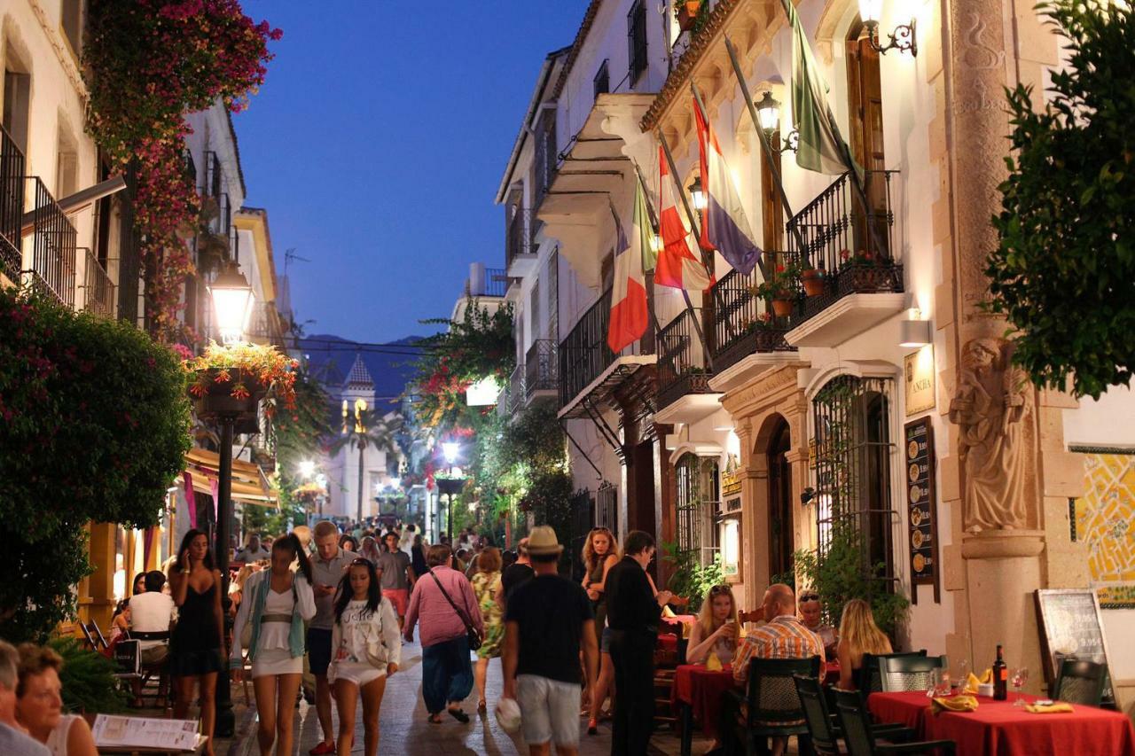 Apartaluz Marbella Costabella ,Satelite, Wifi, Pk Экстерьер фото